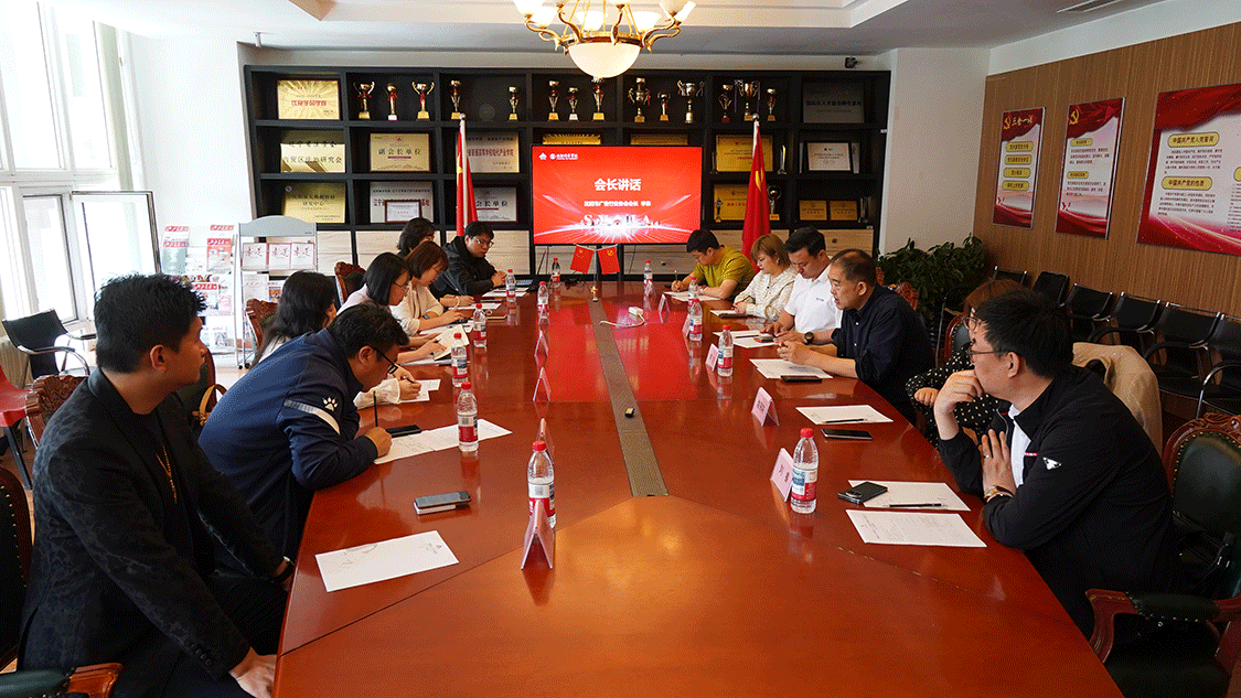 李东会长出席学院奖巡讲活动，并参加AI赋能研讨会