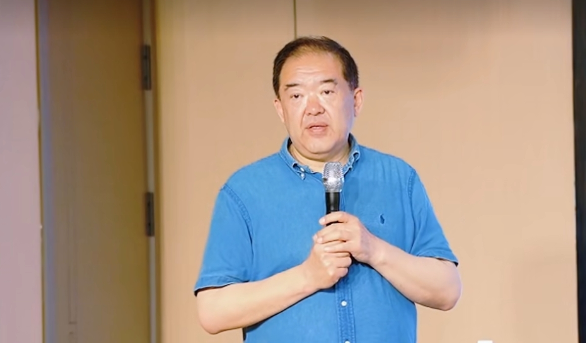 李东会长大连开讲：AI浪潮下，品牌服务的“慧智”之道